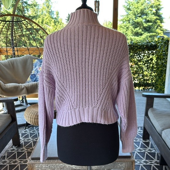 Mavi | Knit Lavender Cropped  Sweater - Picture 4 of 10